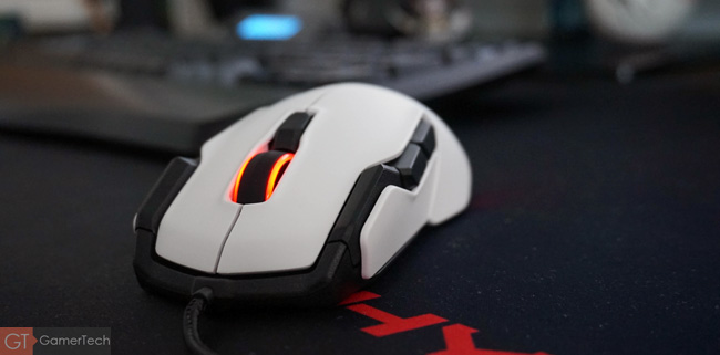 Souris gaming ambidextre et confortable