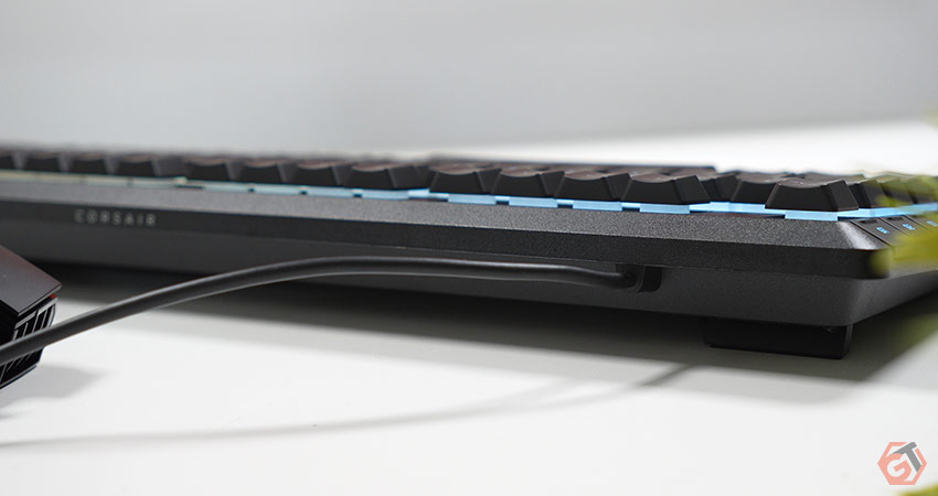 Connectique du Corsair SKIFF 100 PLUS