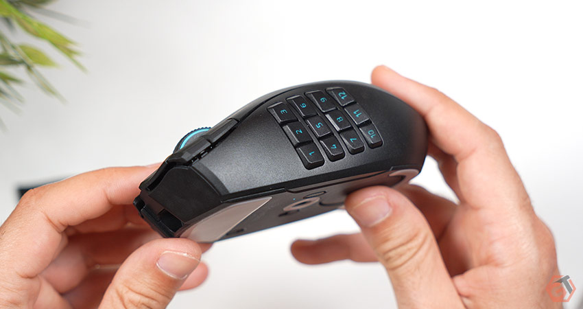 Souris gaming avec grille de 12 boutons